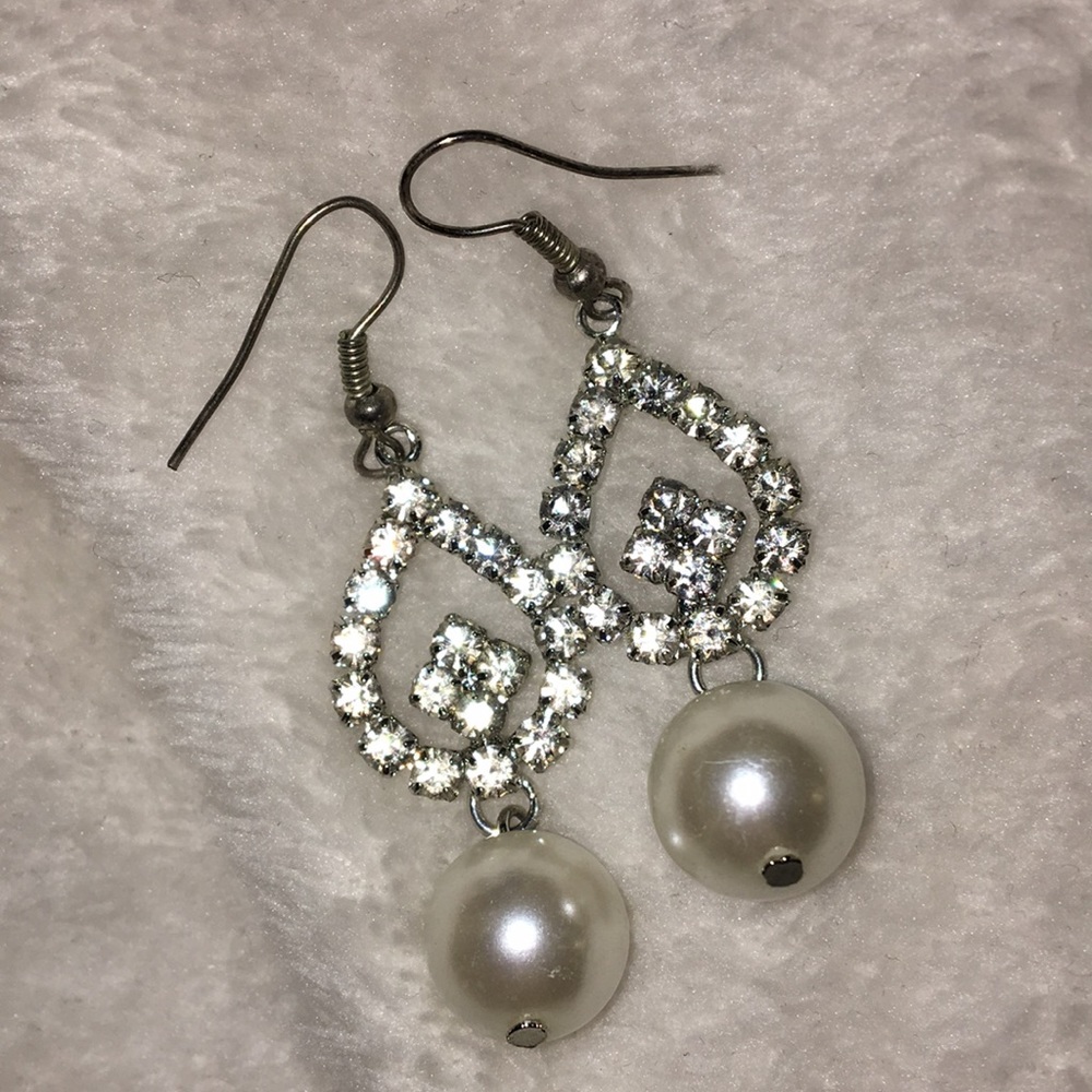Unused Hook earrings